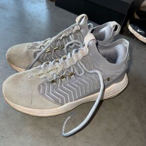 Under Armour Men's Gray Baseball Turfs